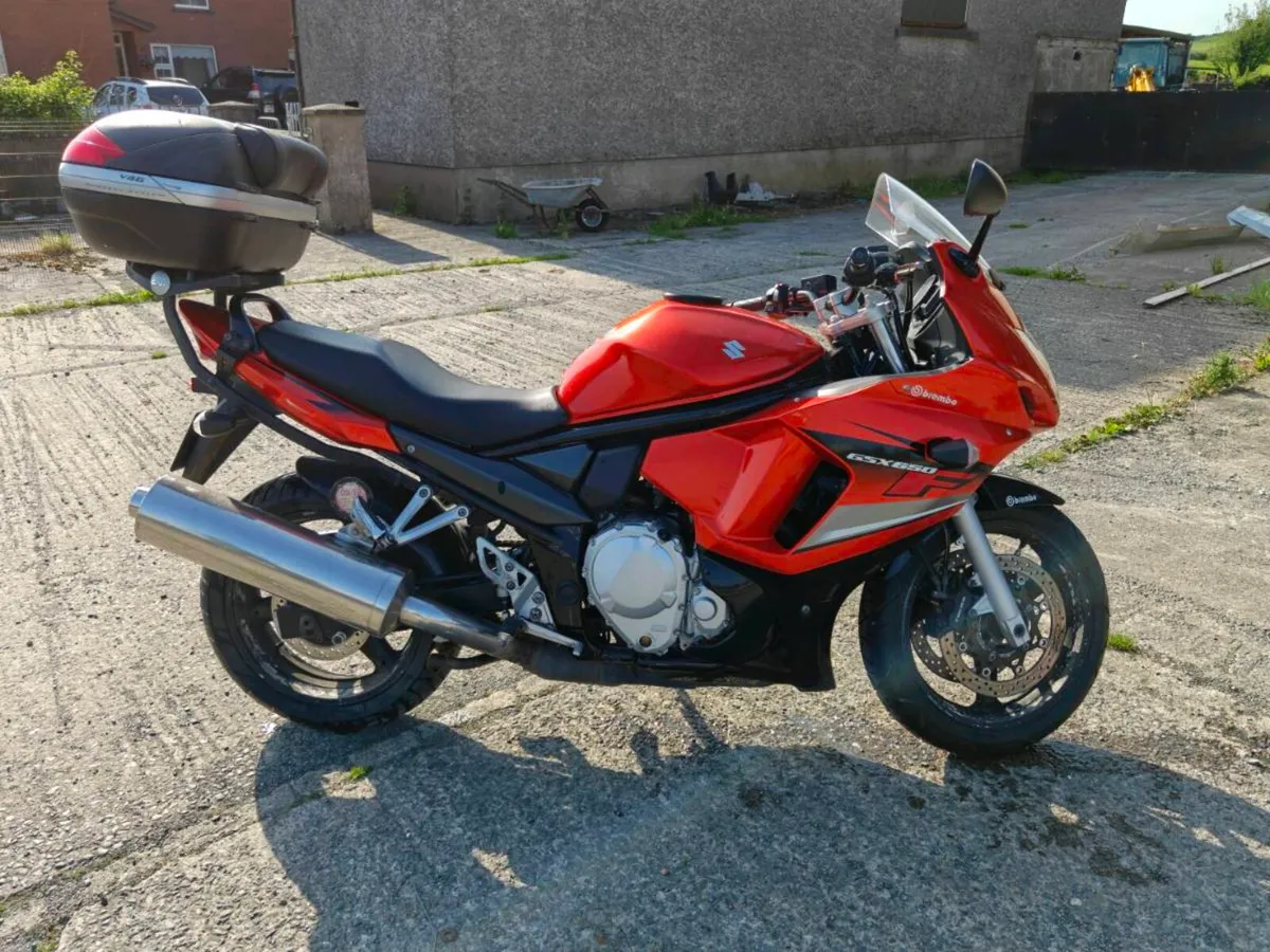 GSX650F - Image 1