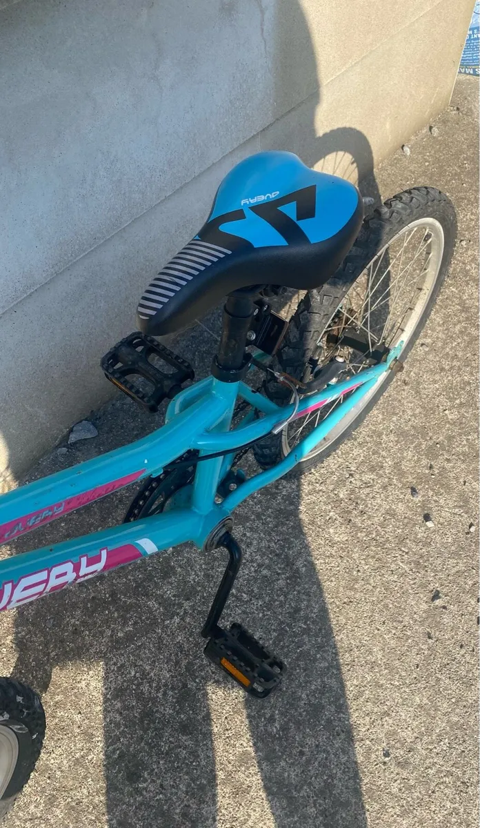 Girls bike - Image 3