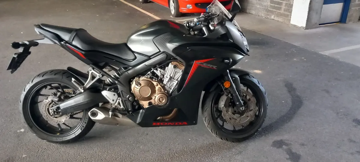 Honda CBR650F ABS 2018 - Image 1