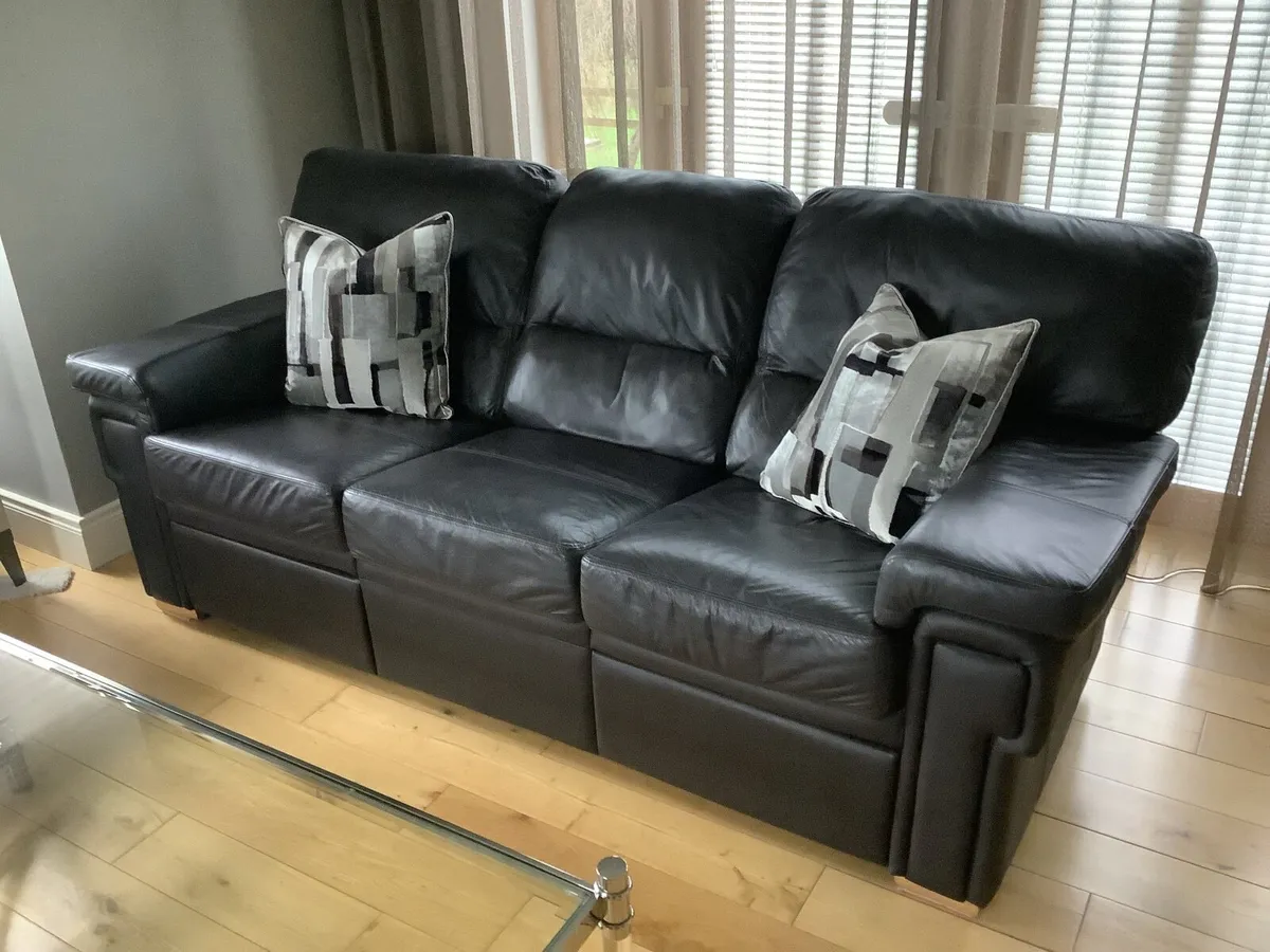 3 seat leather recliner sofa - Image 2