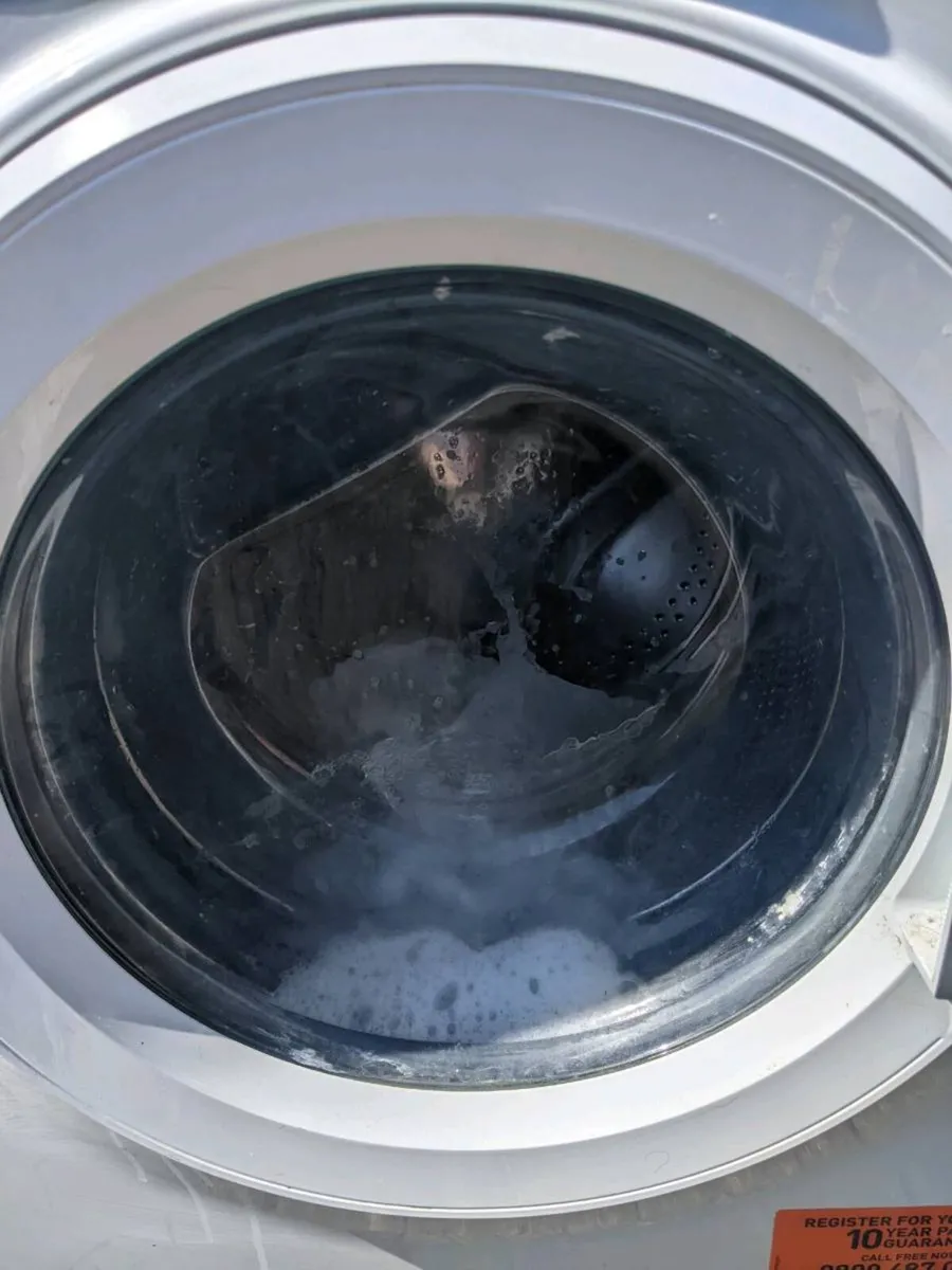 Hotpoint 7kg Washing Machine - Image 2