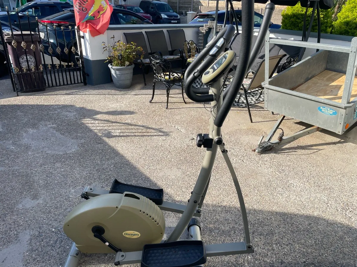 Cross trainer for sale - Image 1