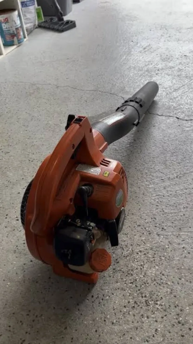 AMA leaf blower