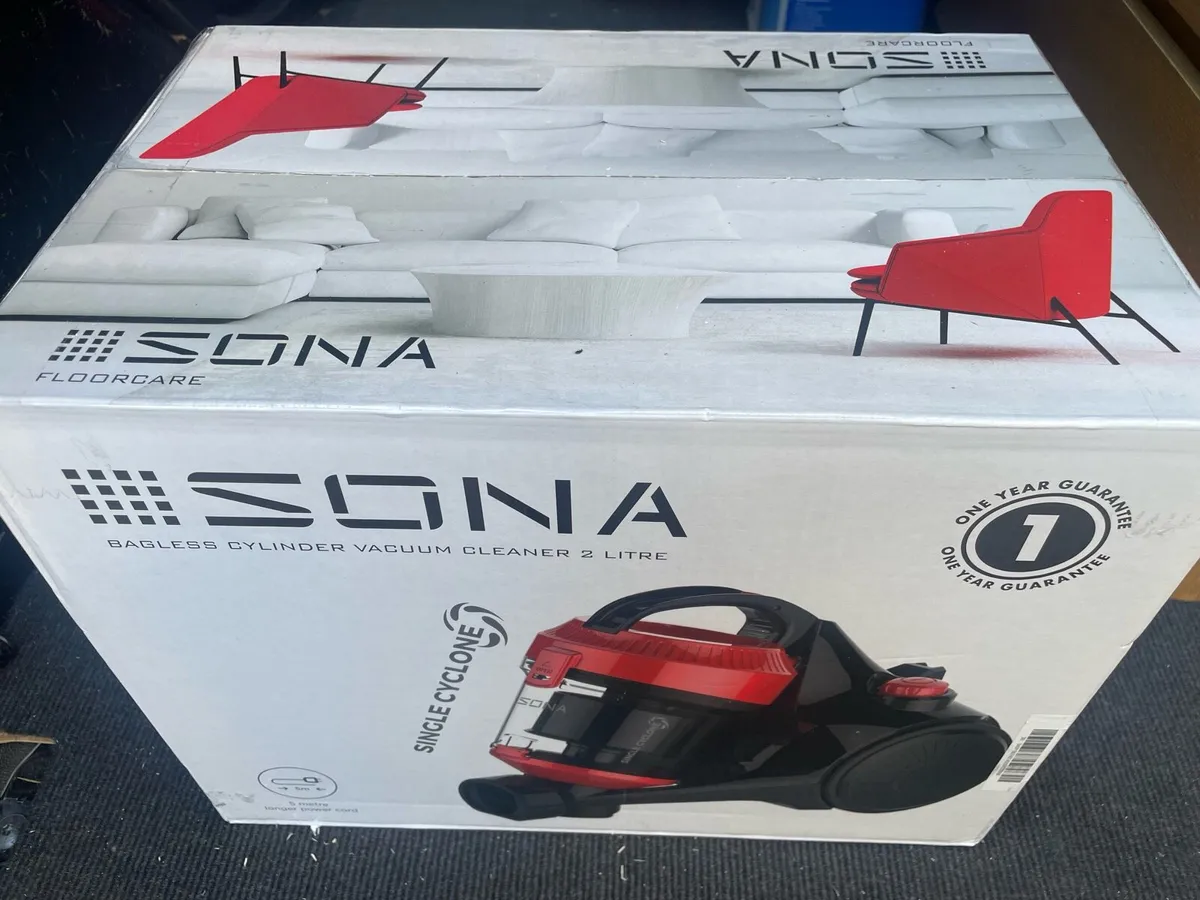 Vacuum cleaner - Image 2