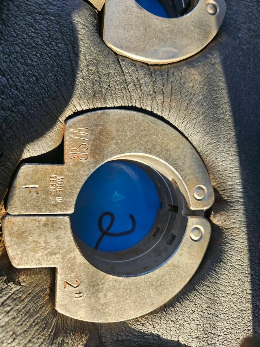 Industrial pipe cutting guides - Image 3