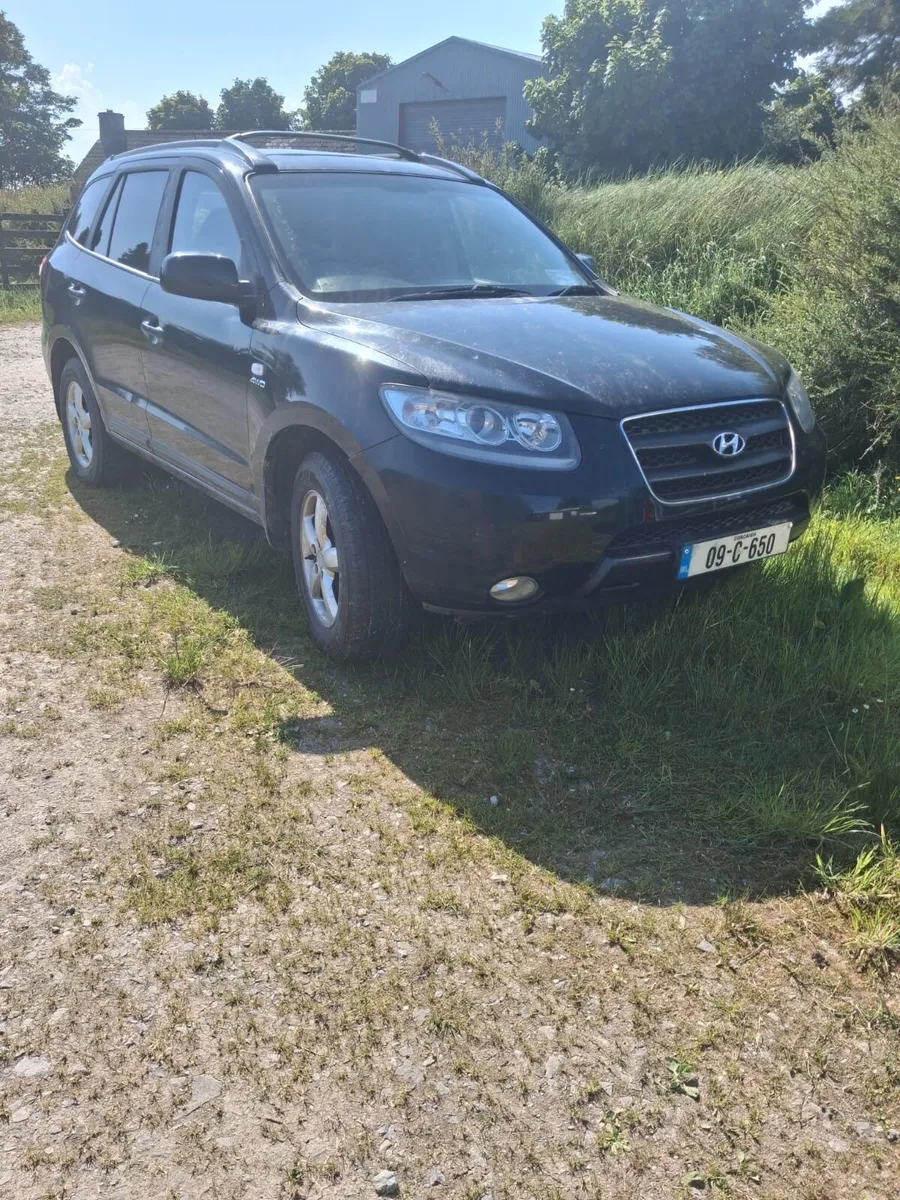 Hyundai Sante Fe - Image 1
