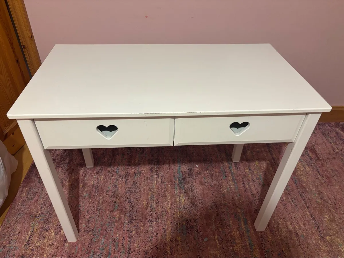 Desk - Image 2
