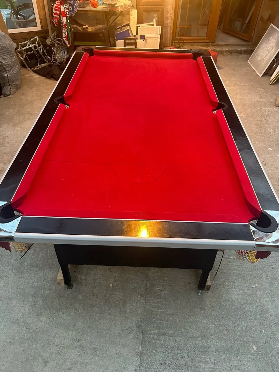 6ft x 3ft wooden bed pool table - Image 1