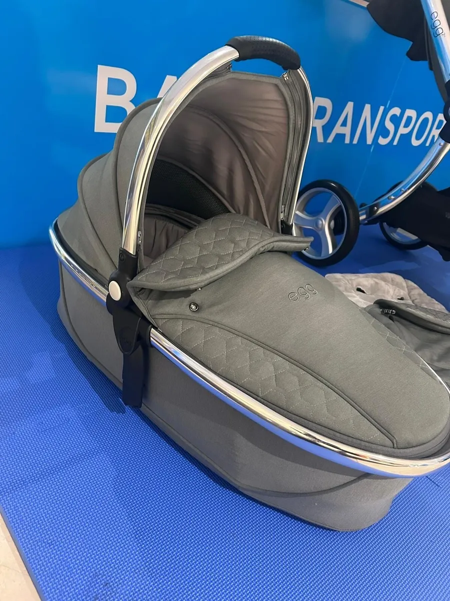 Egg 2 in 1 travel system buggy/pram - Image 3