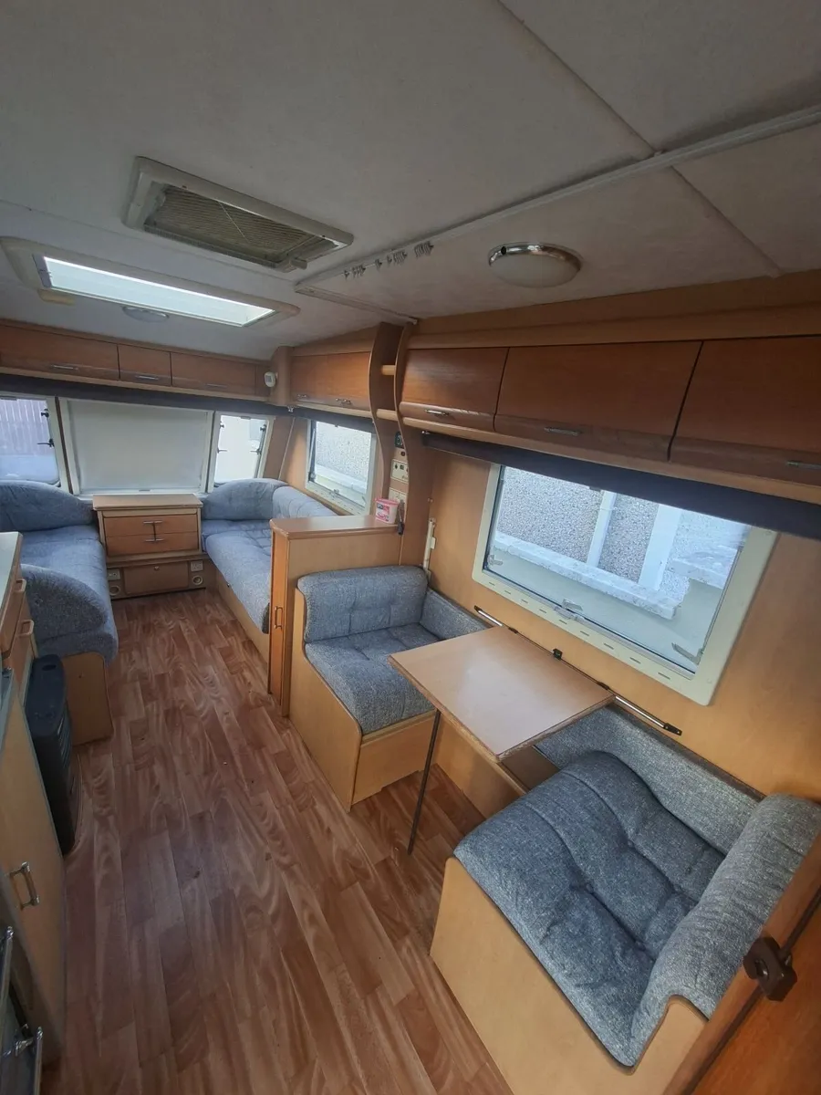Caravan - Image 2