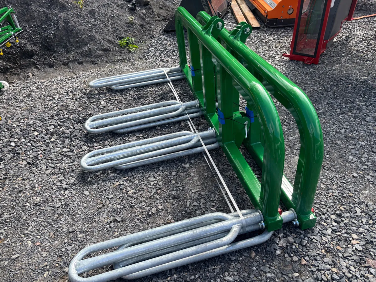 Cashels Double & Single Bale Handers - Image 1