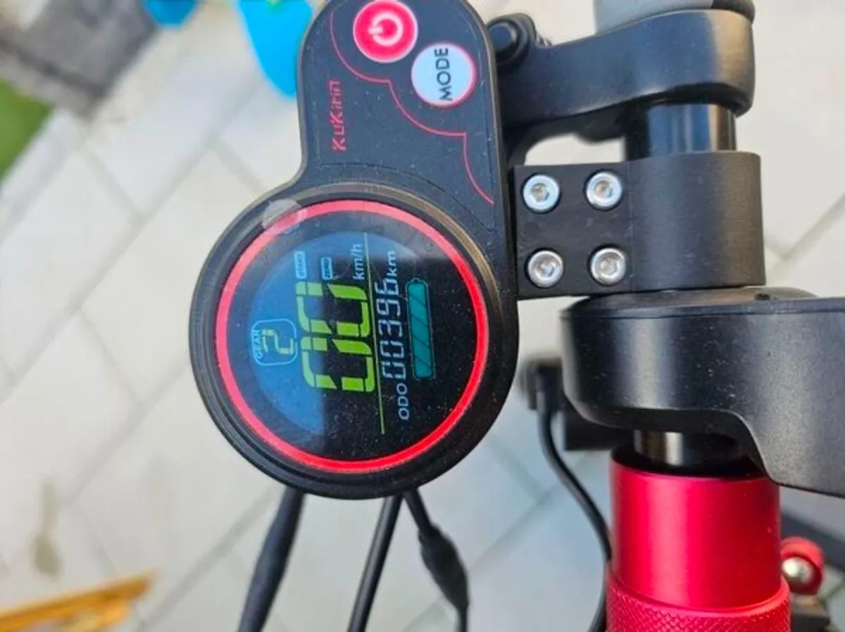 Kugoo M4 pro Electric scooter - Image 2