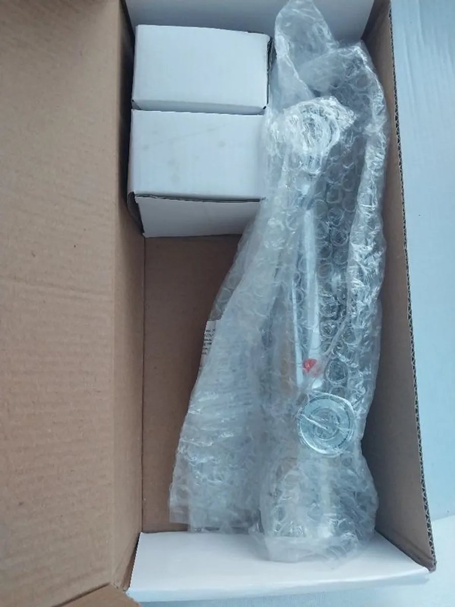 Chrome Rainfall Power Shower - Image 4
