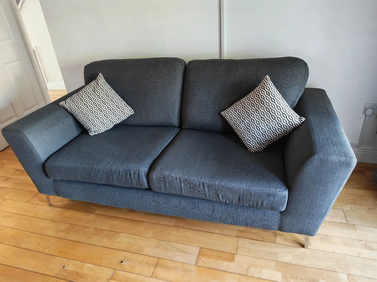 Couch - Image 2