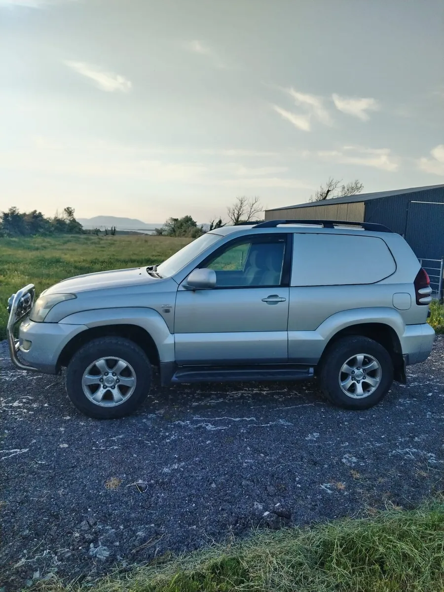 Toyota landcruiser - Image 1