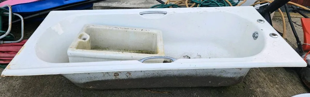Cast Iron Tub - Image 2