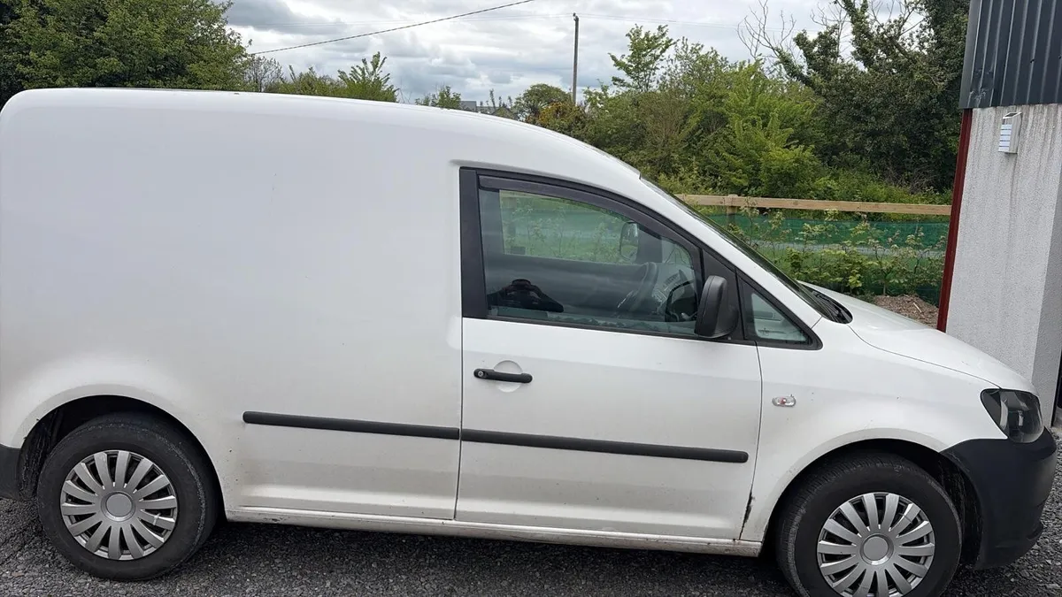 Volkswagen Caddy 2011 - Image 1