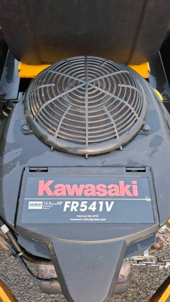 Hustler lawnmower - Image 4