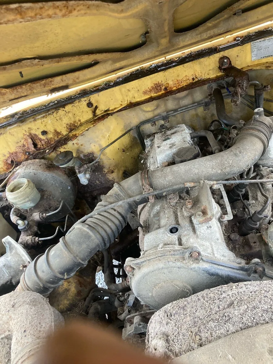 Toyota landcruiser - Image 4
