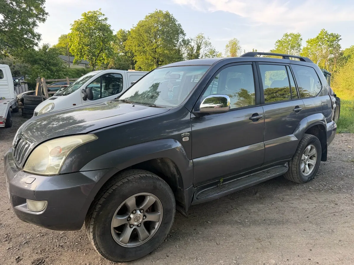 2005 Toyota Landcruiser - Image 1