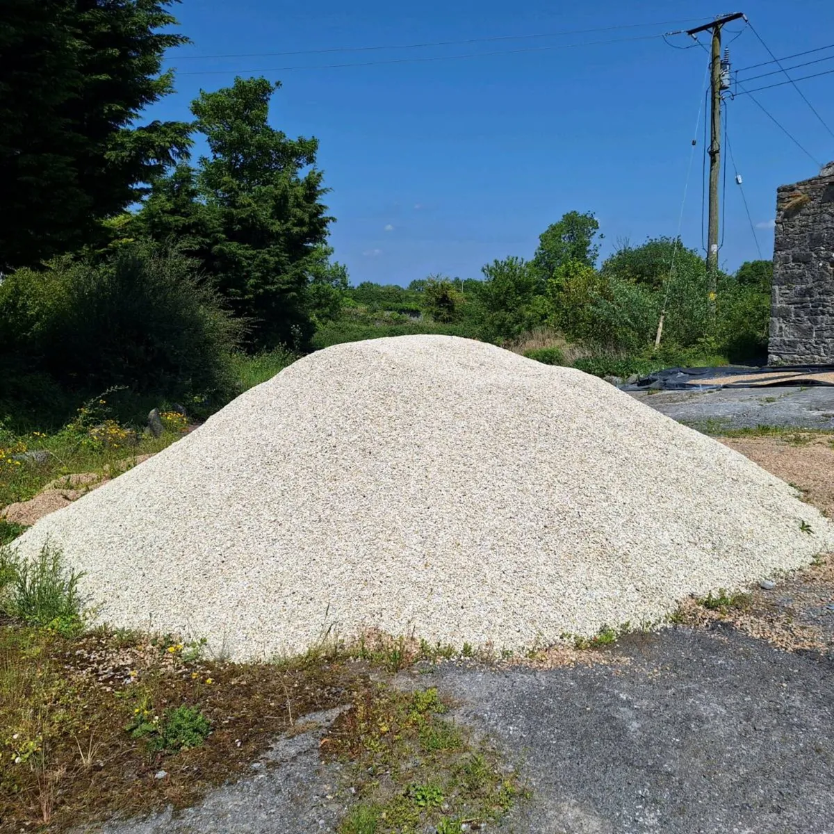 30 tons donegal quartz stone decorative chippings