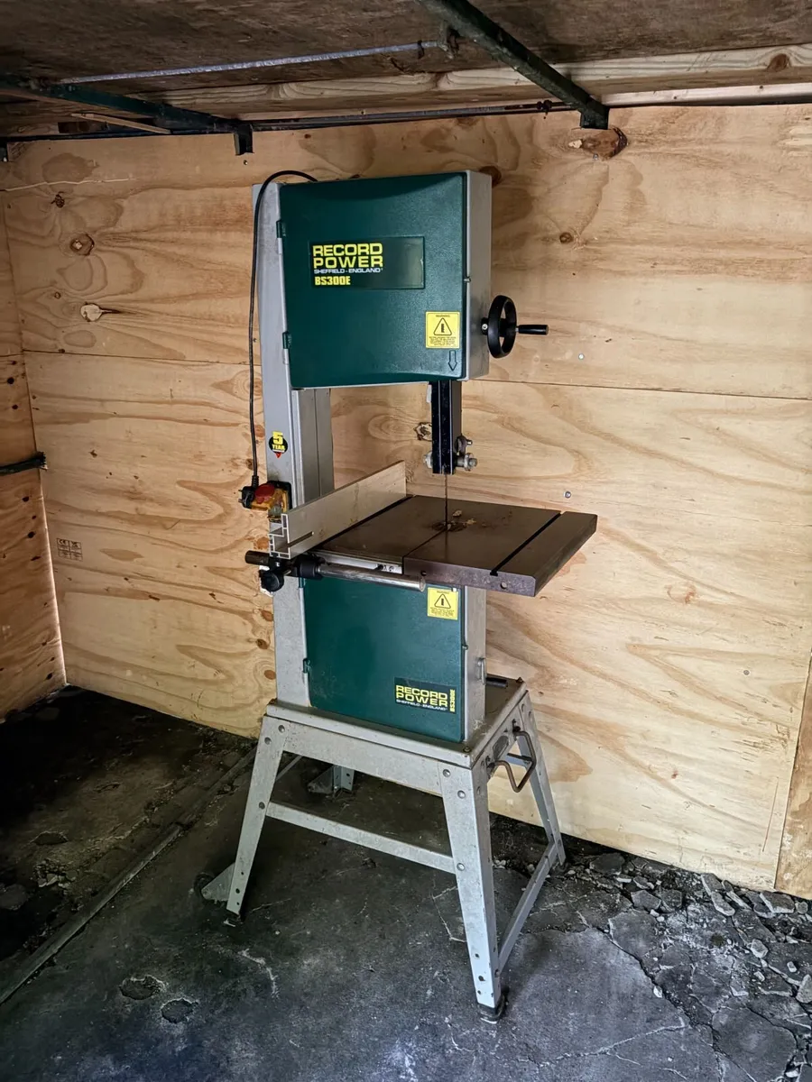 Record Power BS300e 12" Economy Bandsaw - Image 1