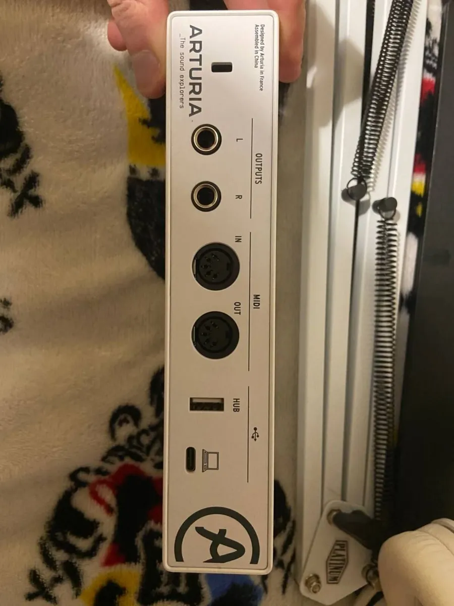 Arturia MiniFuse Recording Pack - Image 4