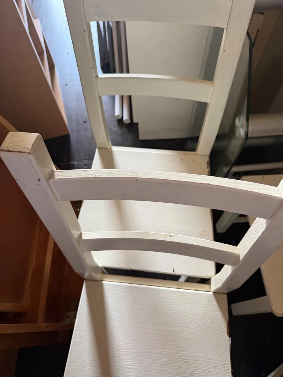 4 dining chairs - Image 1