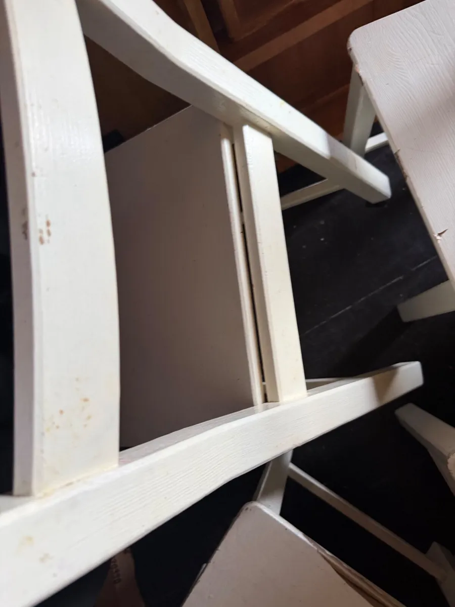 4 dining chairs - Image 3