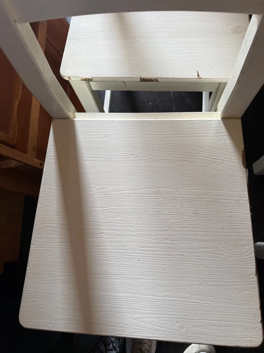 4 dining chairs - Image 4