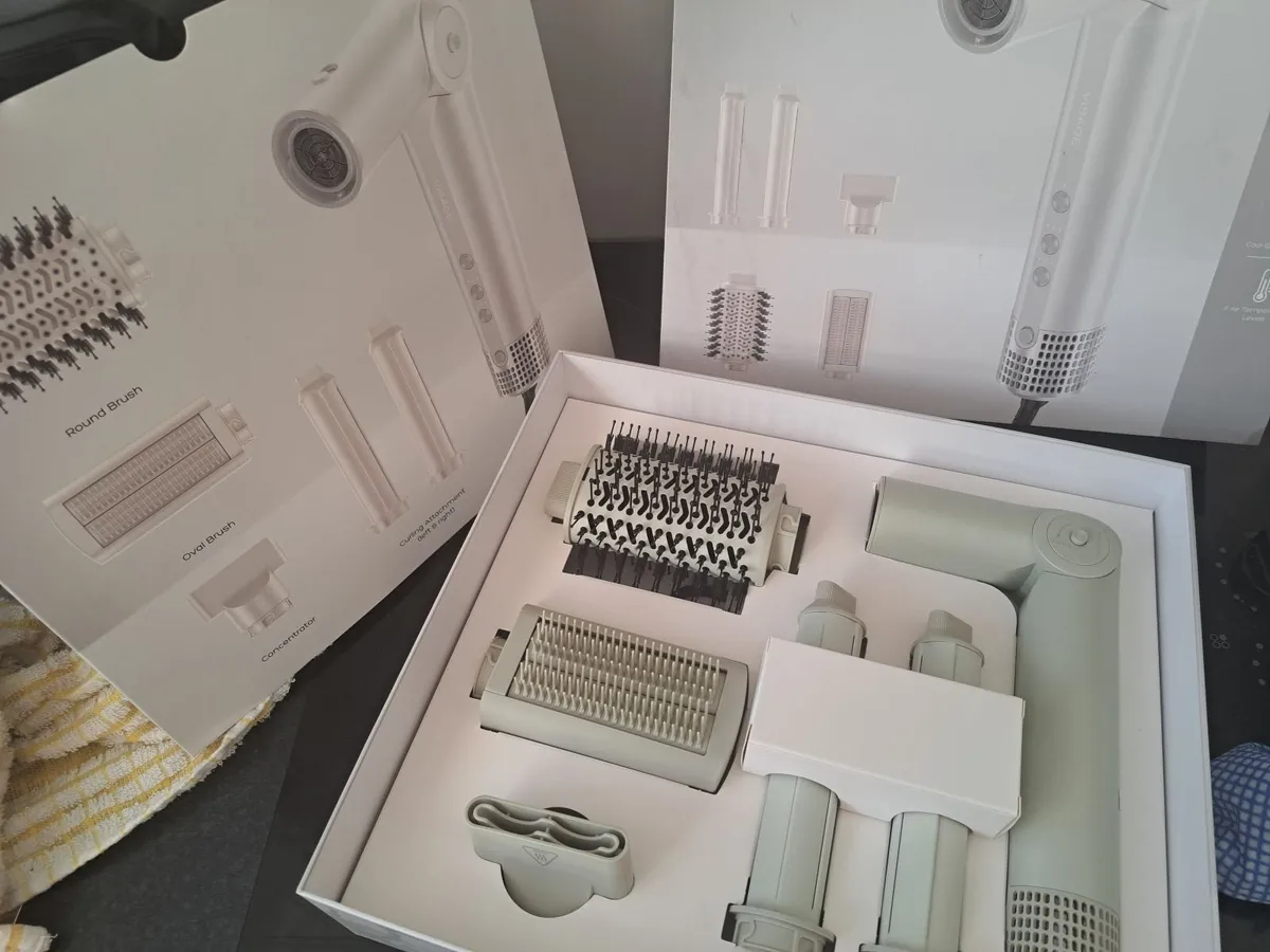 Hair dryer - Image 2