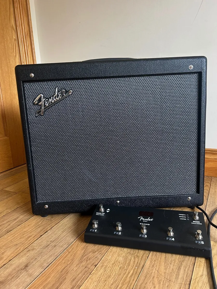 Fender Mustang GTX100 – Used | Great Condition - Image 1