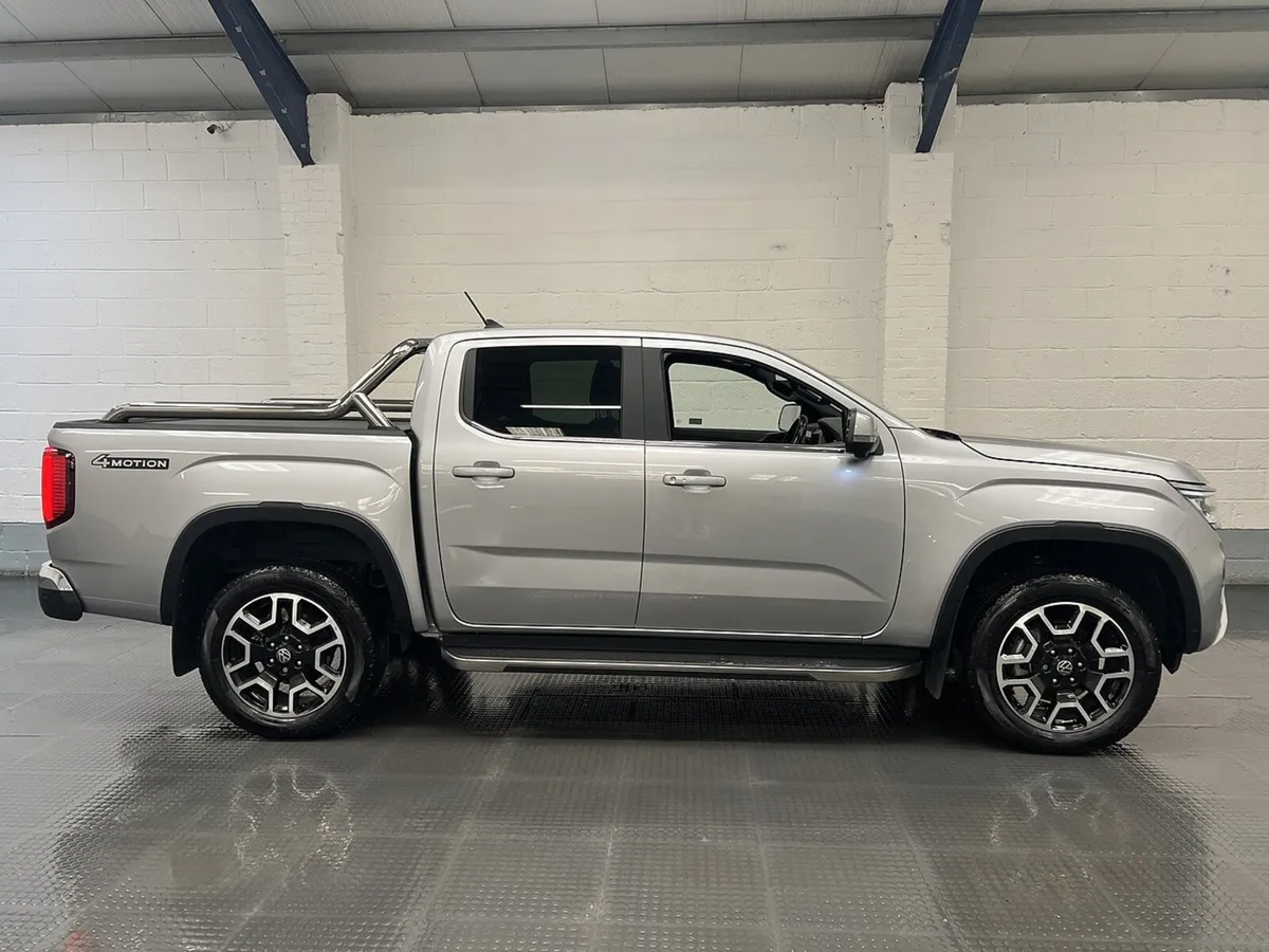2024 Volkswagen Amarok Pickup Van - Image 1