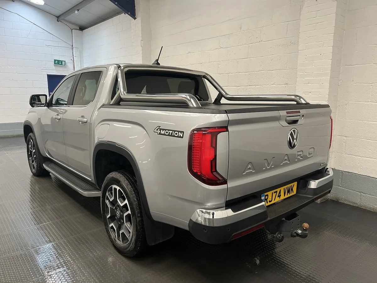 2024 Volkswagen Amarok Pickup Van - Image 3