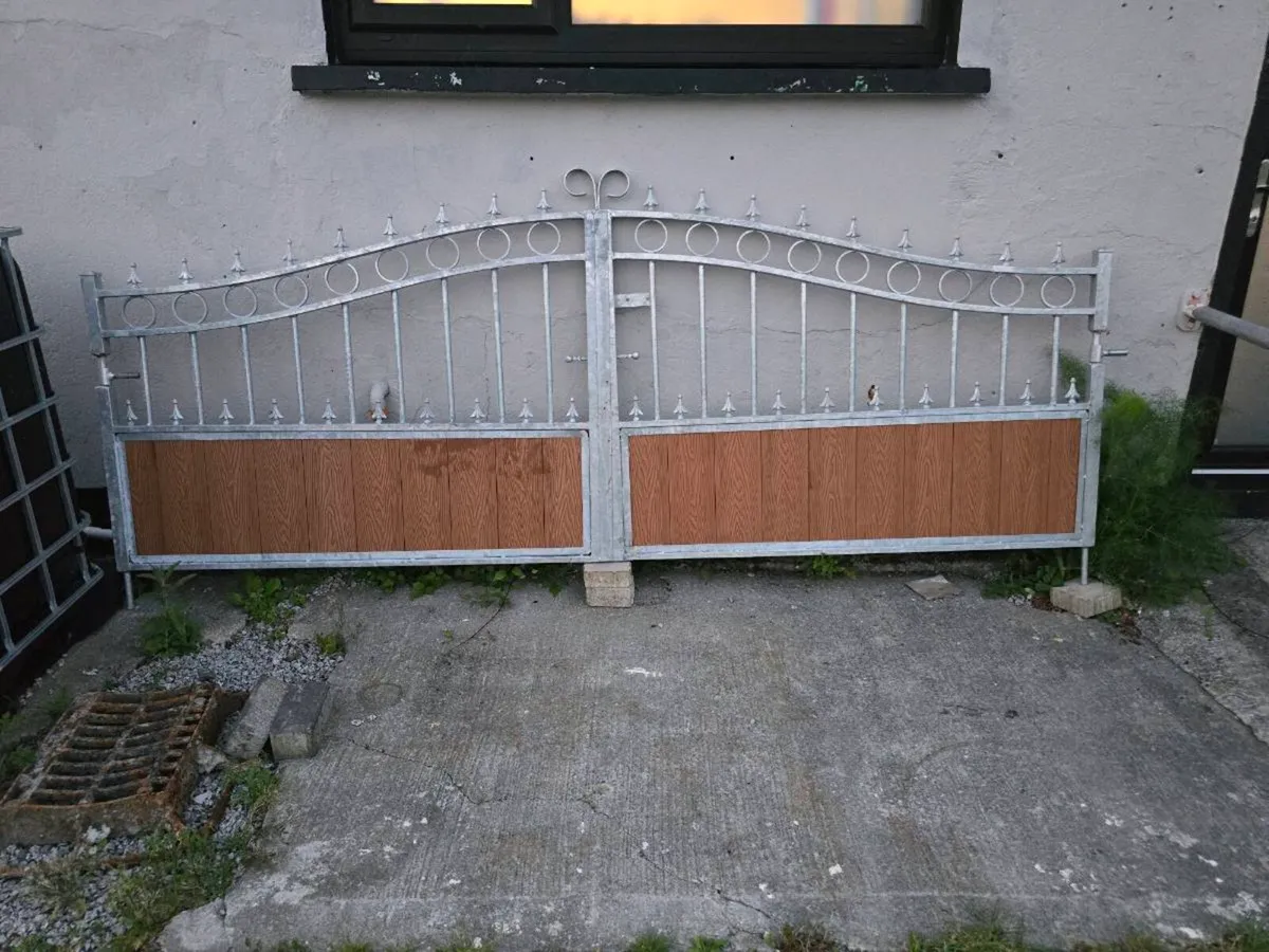 Brand New Galvanised Driveway Gates –Various Sizes - Image 1
