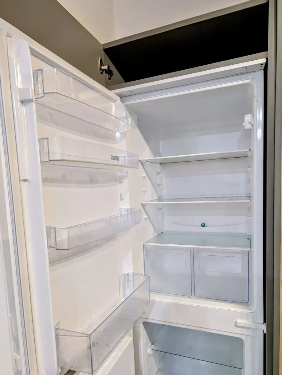 Zanussi Integrated Fridge Freezer 50/50 - Image 1