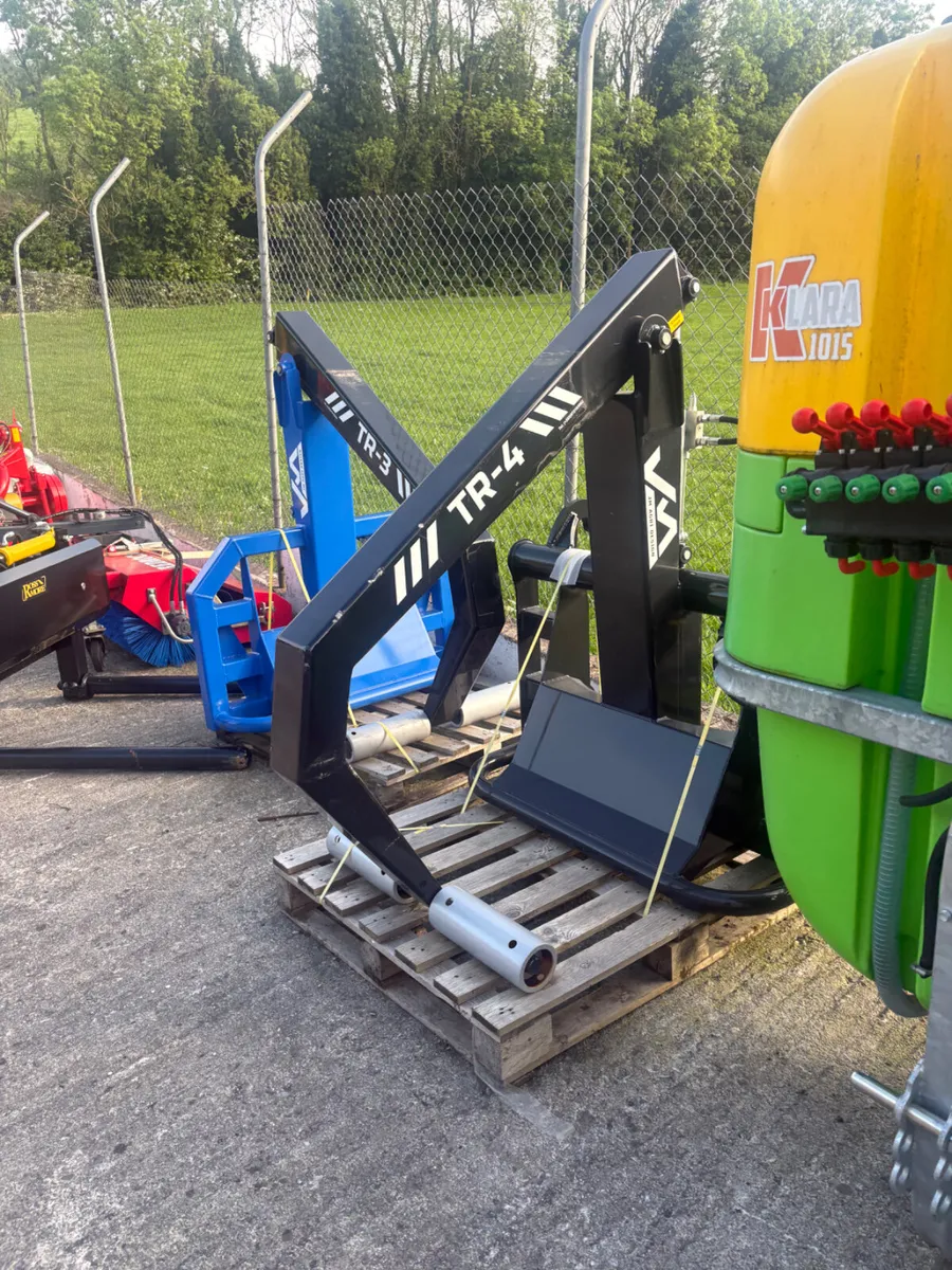 TR 3 /4 BALE HANDLERS - Image 2