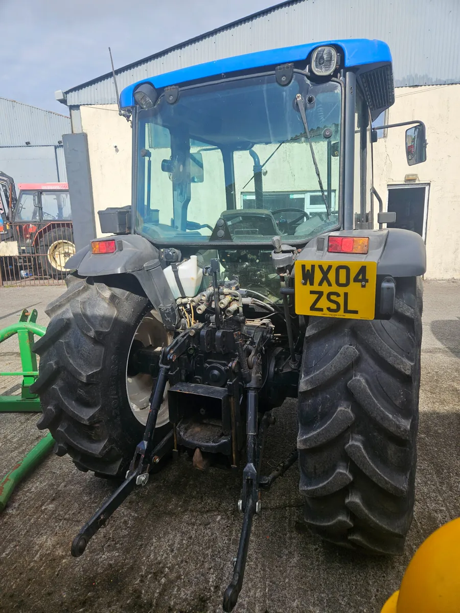 New holland 60hp - Image 4