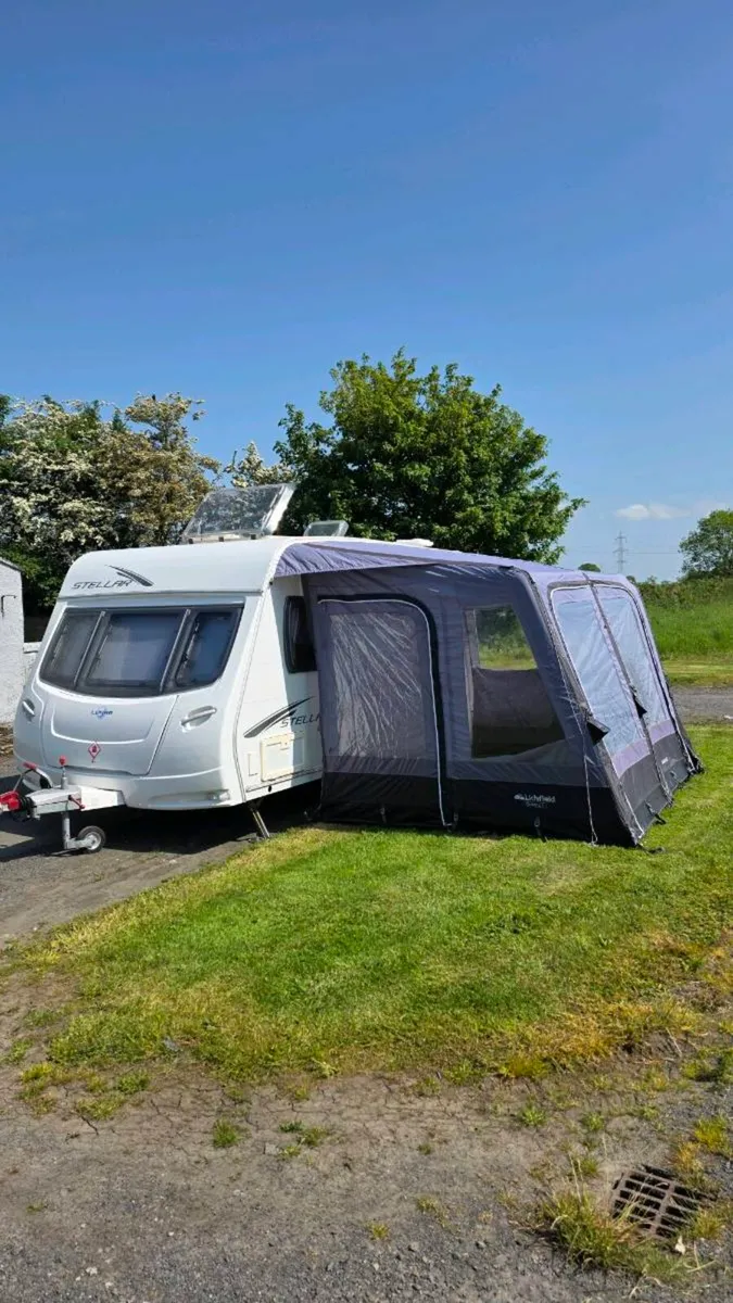 LUNAR STELLAR 2-3 berth 2010 LIKE NEW - Image 2