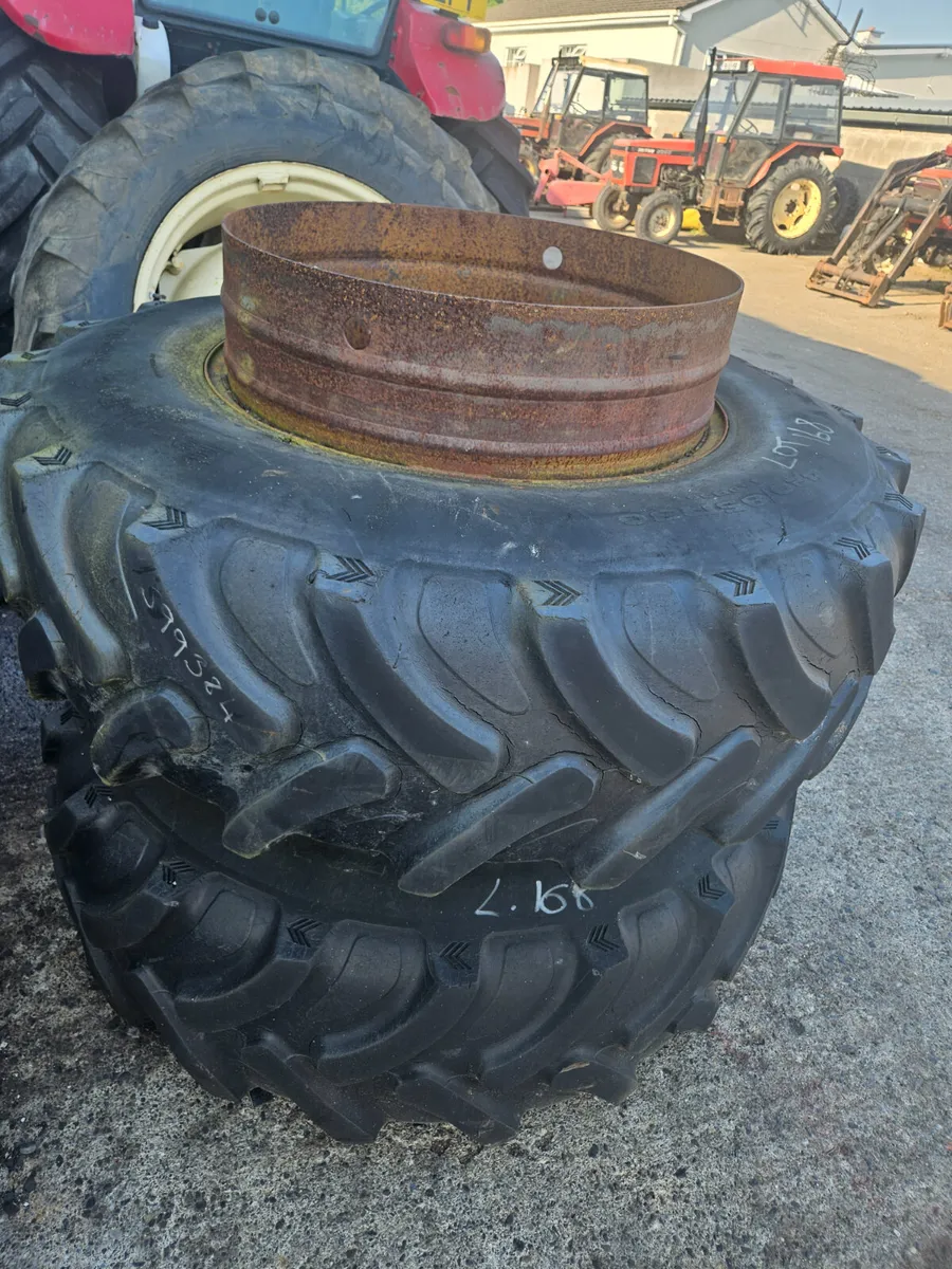Dual wheels - Image 1