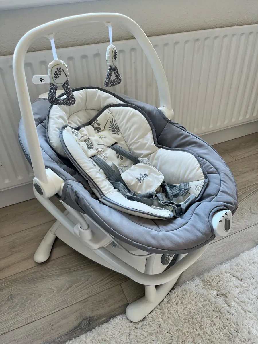 Baby rotating seat - Image 1