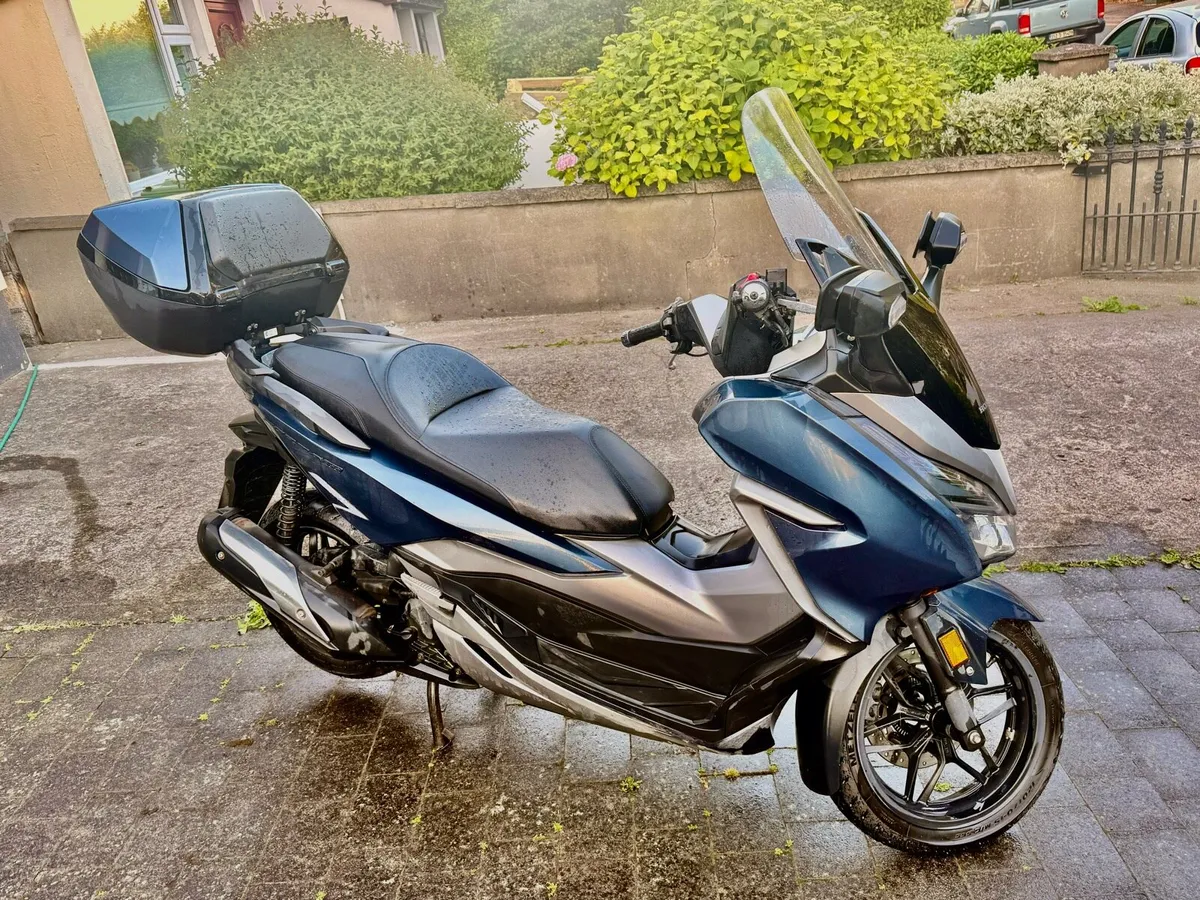 Honda Forza 300 - Image 3