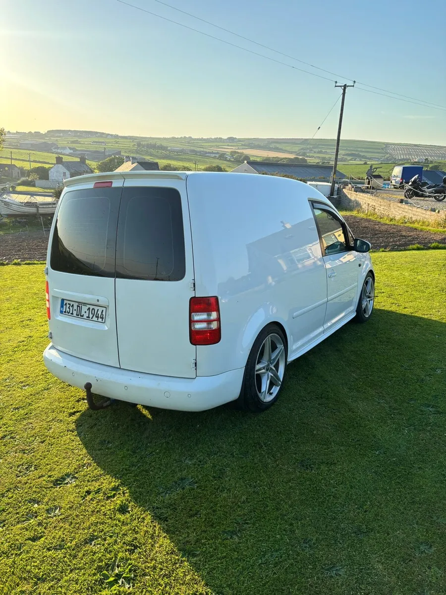Volkswagon Caddy - Image 4