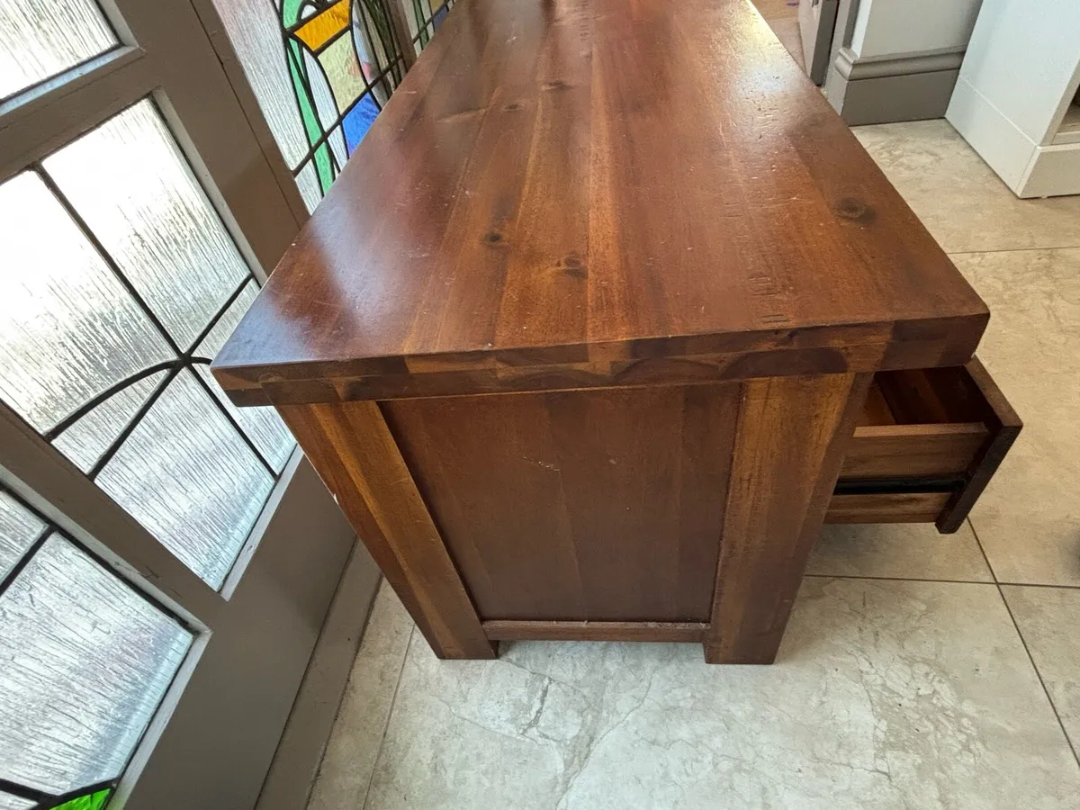 ** Coffee ☕️ table / TV Stand / Console Table ** - Image 2