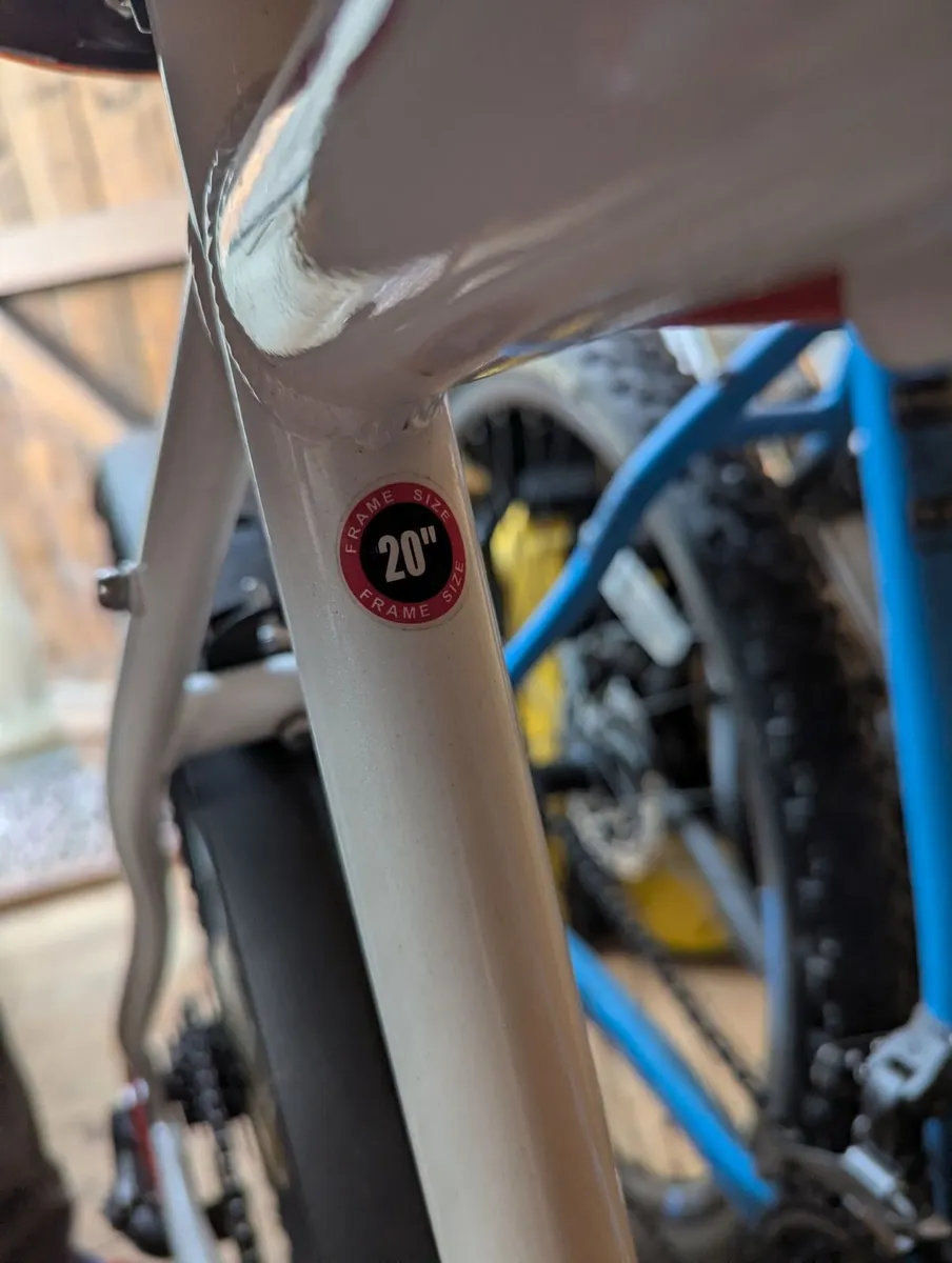 Adult/child bike for sale / perfect condition - Image 2