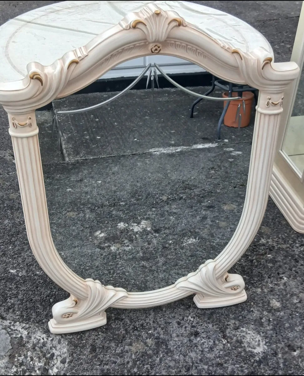 Rosella furniture - Image 3