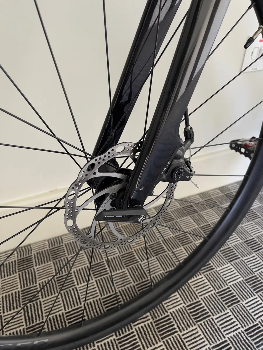 Trek Domane AL 2 Disc - Image 4