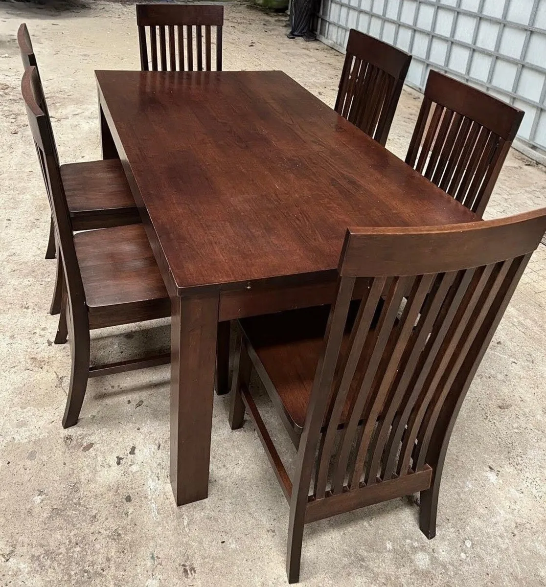 Kitchen table (1.7m x 0.9m) with 6 chairs - Image 1
