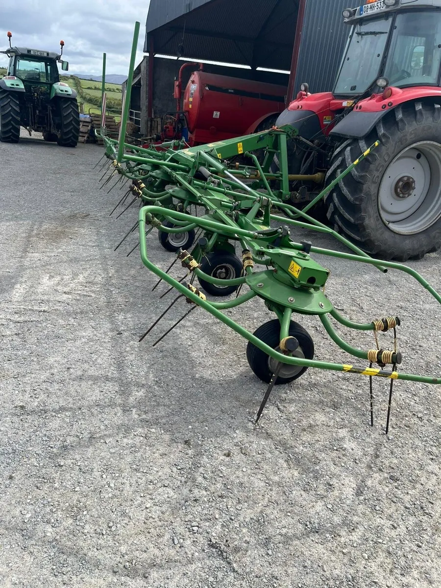 Krone 6 rotar Tedder as new - Image 2