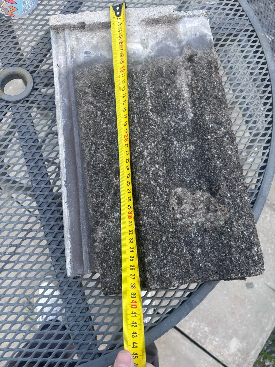 Farmhouse roof tile - Image 2